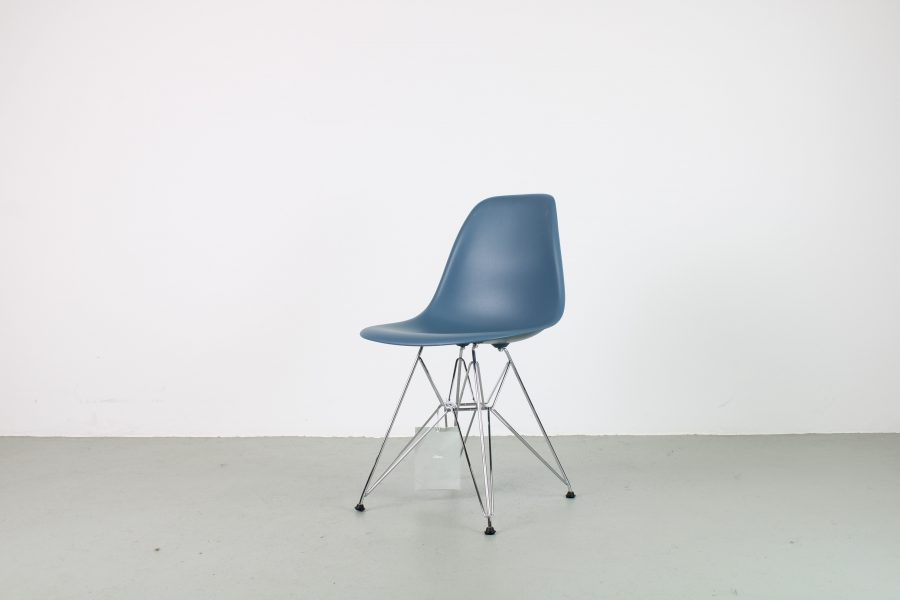 Vitra Eames DSR dining chair, Sea blue