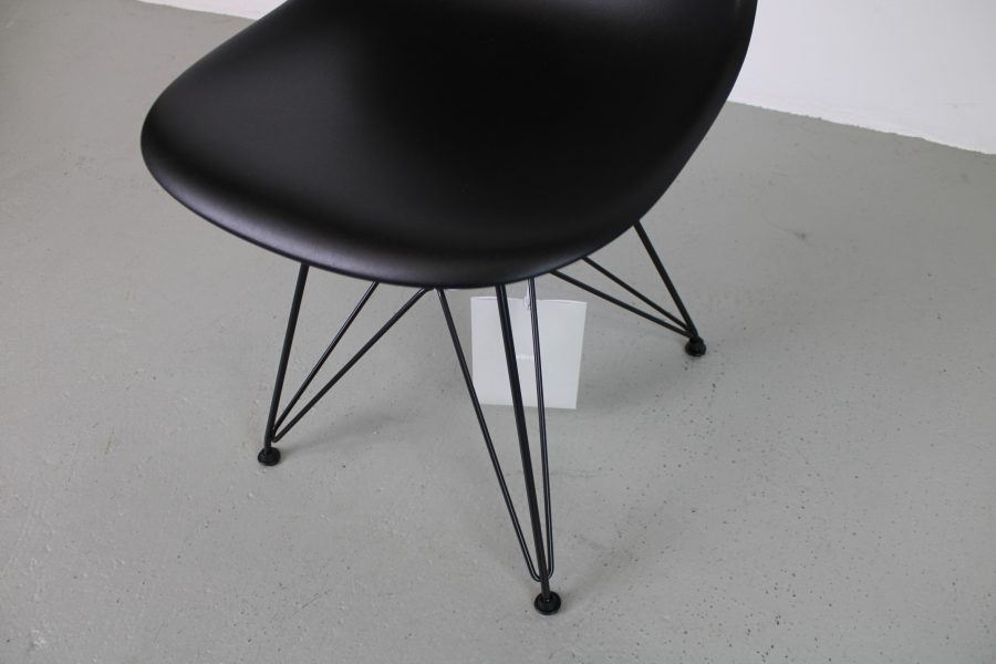 Vitra Eames DSR dining chair, zwart - Afbeelding 6