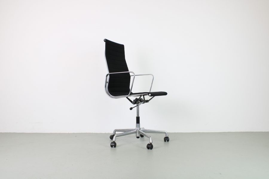 Vitra Eames EA 119 bureaustoel, Hopsak, Aluminium - Afbeelding 4