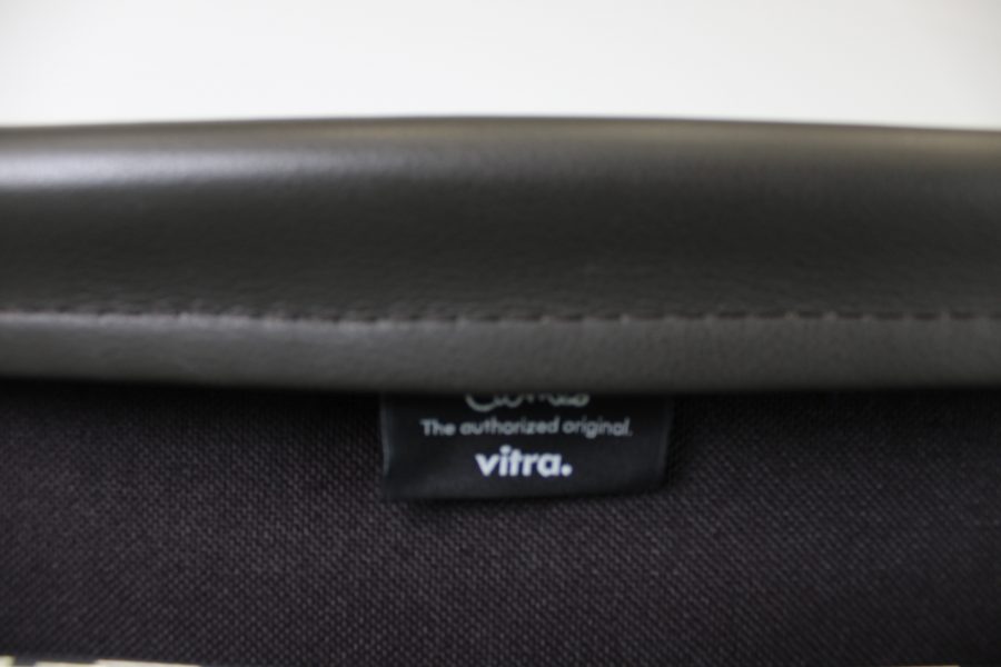 Vitra EA 217 Softpad bureaustoel, Bruin premium leer, Chroom - Afbeelding 6